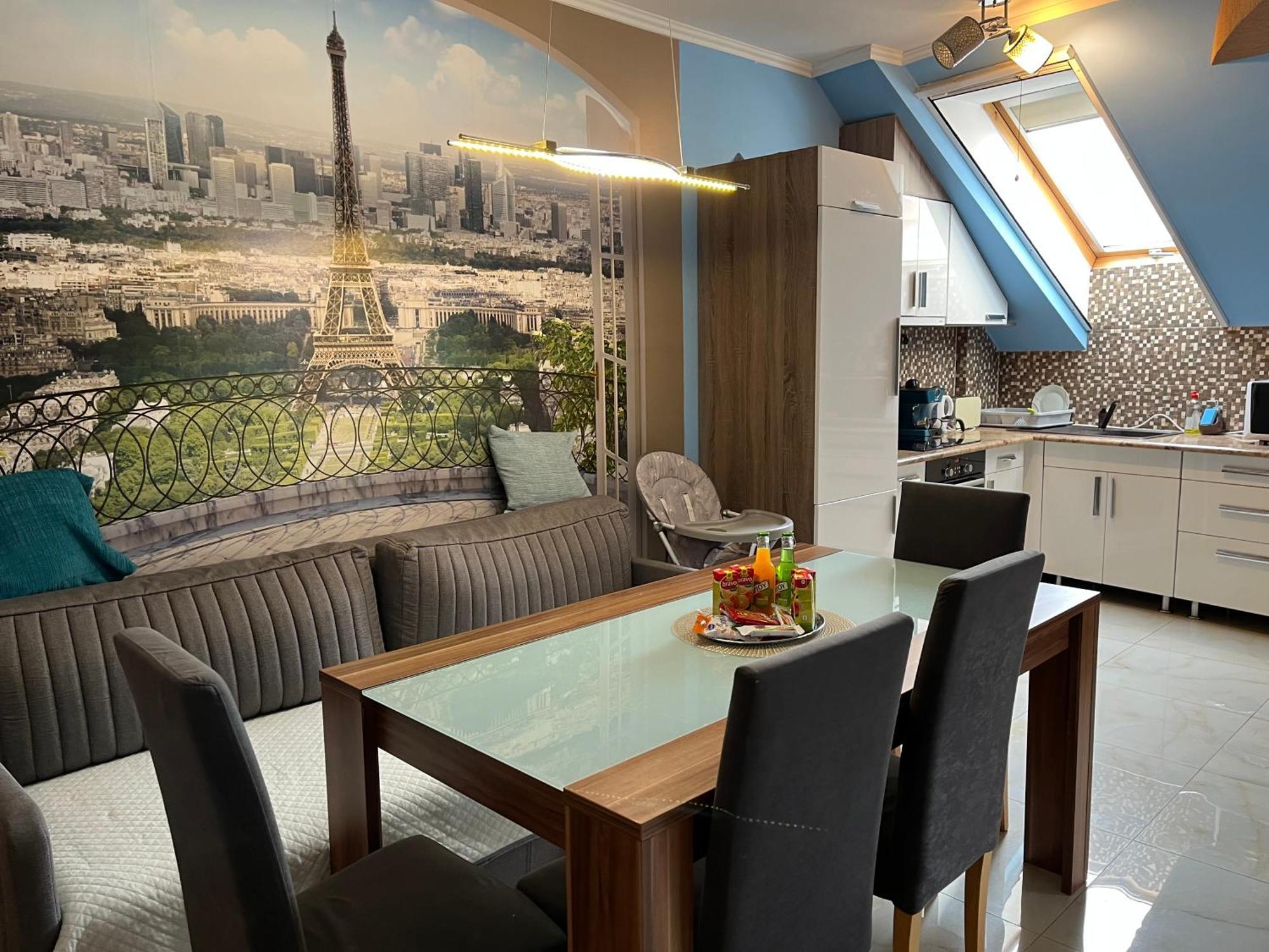 Апартаменты Paris-Lux. Хайдусобосло Экстерьер фото